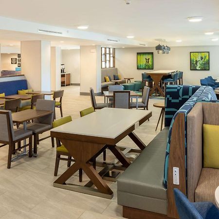 Hampton Inn Asheville-Tunnel Road Экстерьер фото