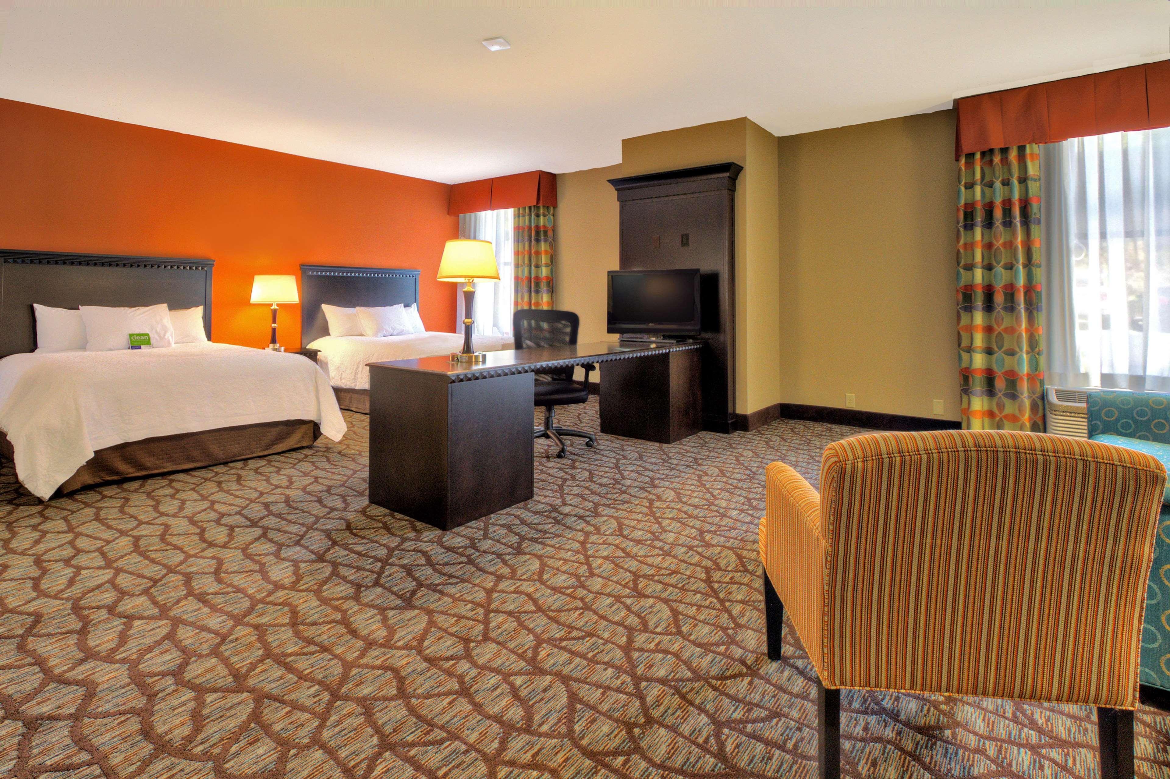 Hampton Inn Asheville-Tunnel Road Экстерьер фото