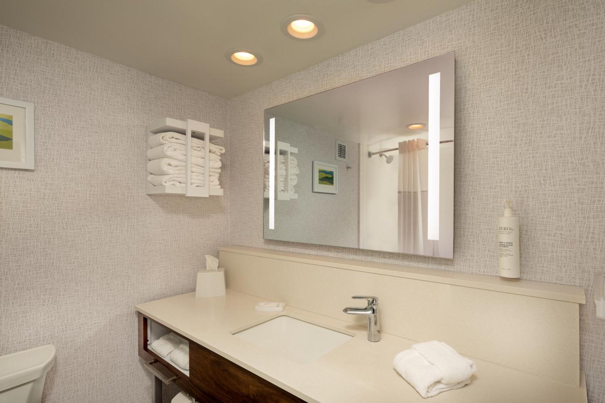 Hampton Inn Asheville-Tunnel Road Экстерьер фото