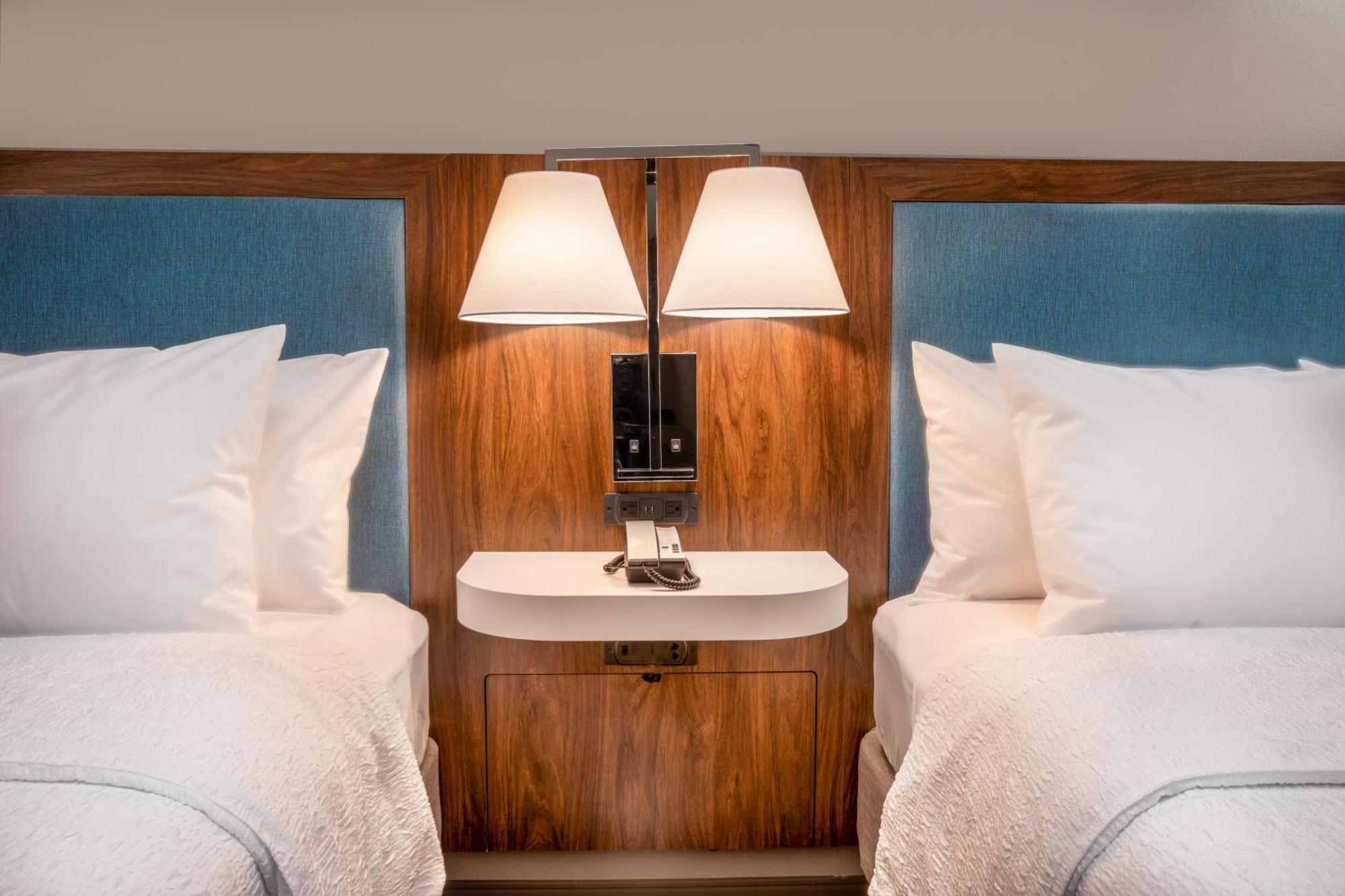 Hampton Inn Asheville-Tunnel Road Экстерьер фото