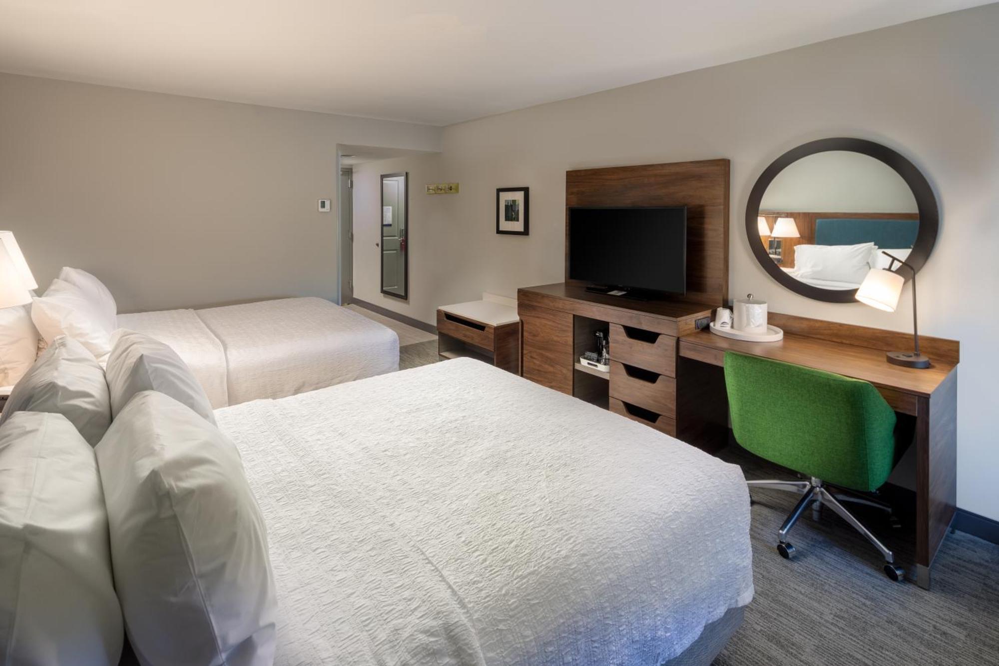 Hampton Inn Asheville-Tunnel Road Экстерьер фото