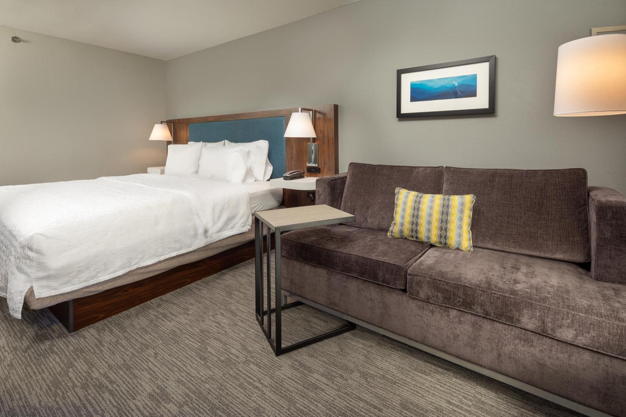 Hampton Inn Asheville-Tunnel Road Экстерьер фото