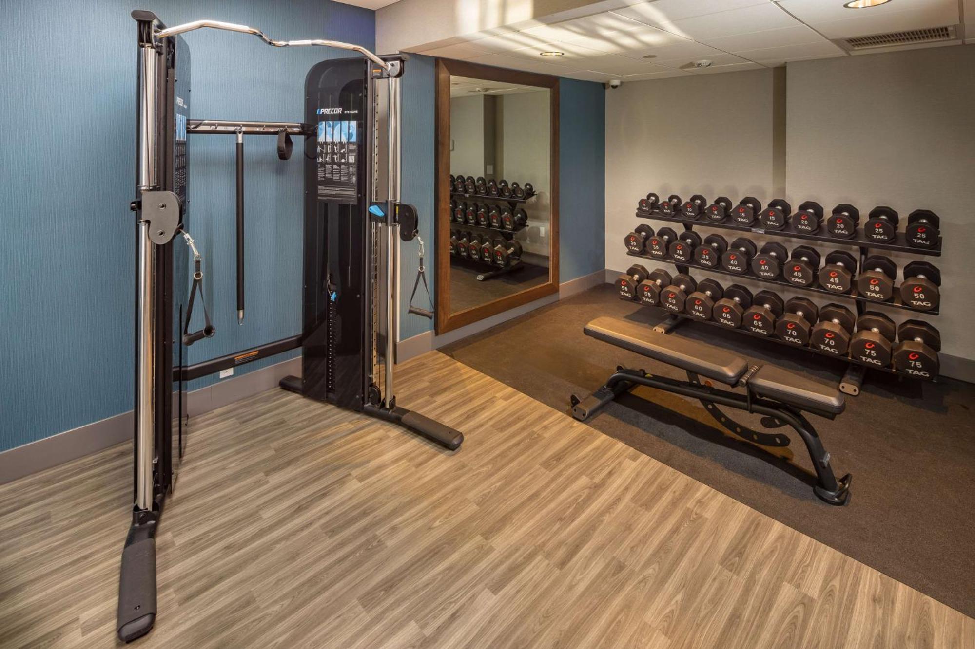 Hampton Inn Asheville-Tunnel Road Экстерьер фото