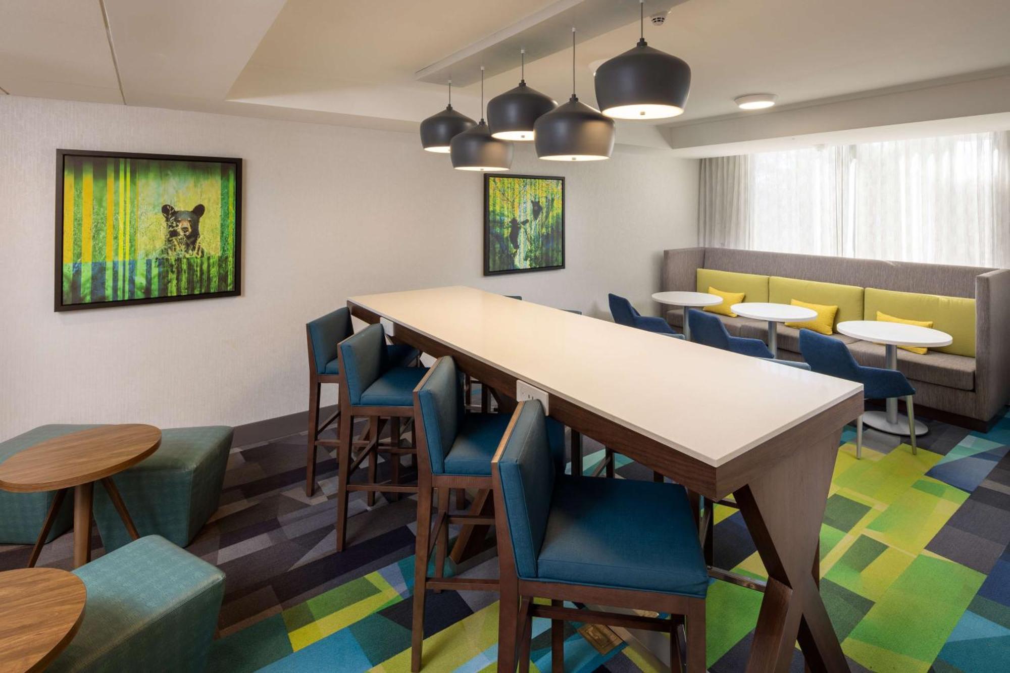 Hampton Inn Asheville-Tunnel Road Экстерьер фото